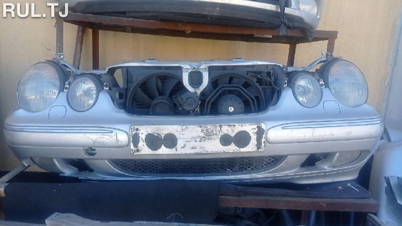 Передний бампер Mercedes-Benz W210
