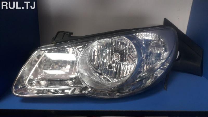 Передний фар Hyundai Solaris