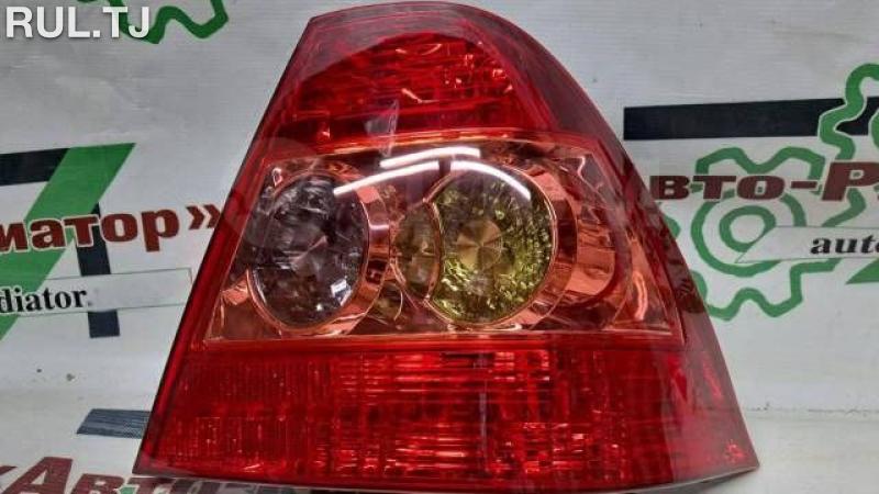 Задний фар Toyota Fielder